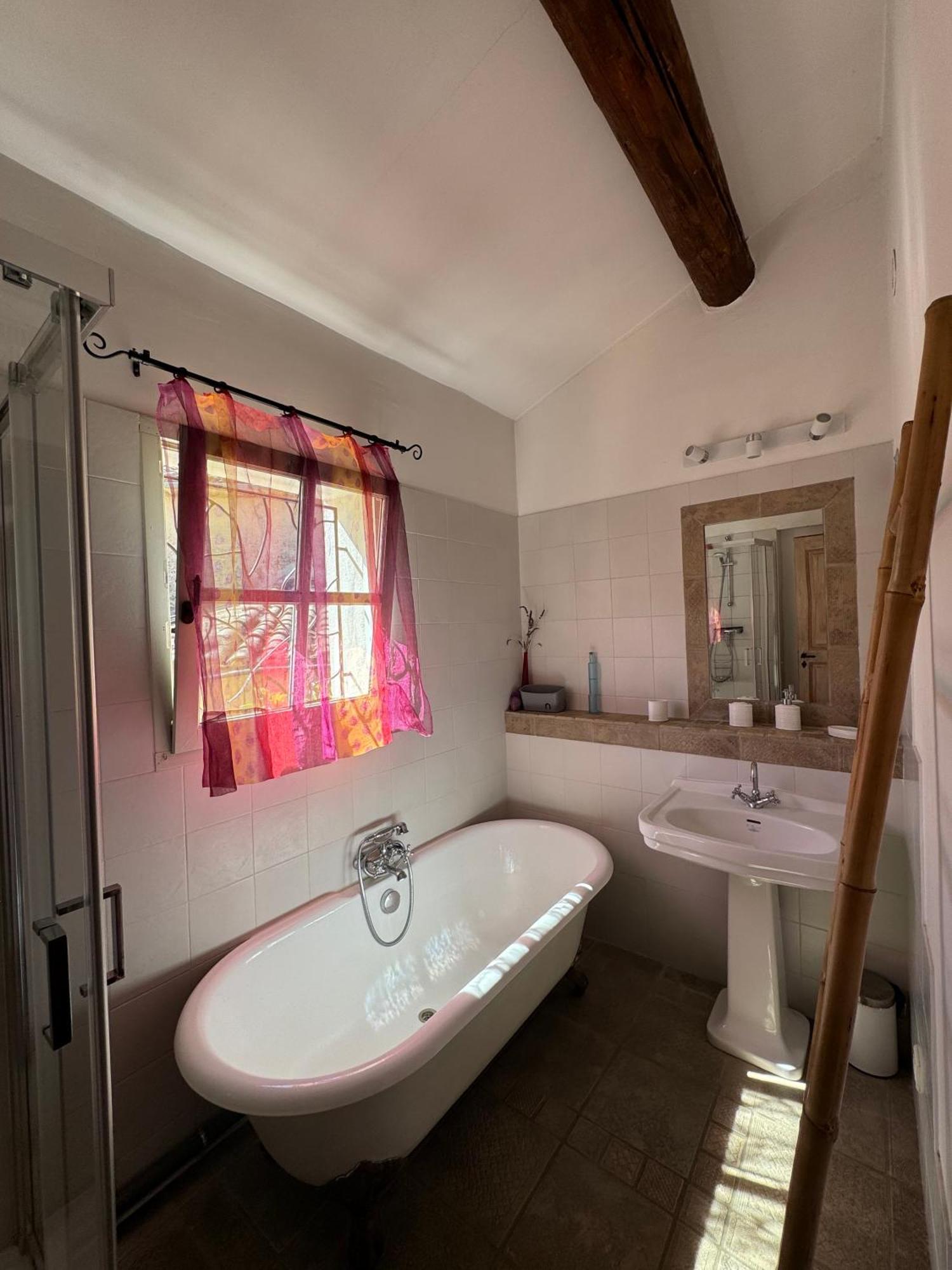 La Boissetane, Maison Provencale Avec Piscine Et Jardin, Au Pied Du Luberon Saint-Martin-de-Castillon Екстериор снимка